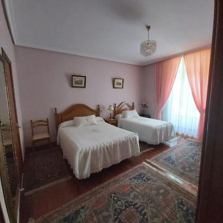 Pension Lorea Σαν Σεμπαστιάν Εξωτερικό φωτογραφία